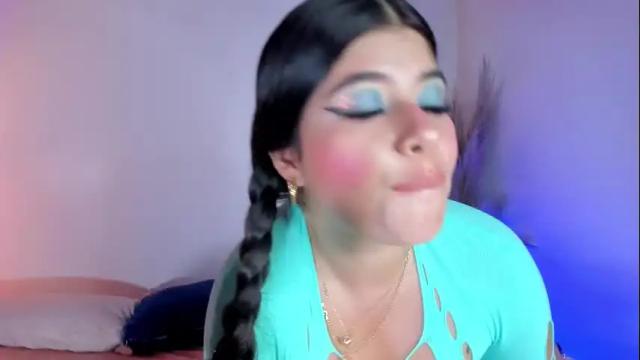 Image 12 of julieta_red2 Stream on Chaturbate on 17 days ago