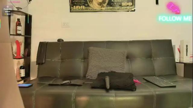 Image 10 of julieta_wall2 Stream on Chaturbate on 25 days ago