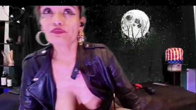 Image 12 of julieta_wall2 Stream on Chaturbate on 18 days ago