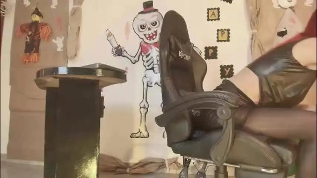 Image 2 of julieta_wall2 Stream on Chaturbate on 2 months ago