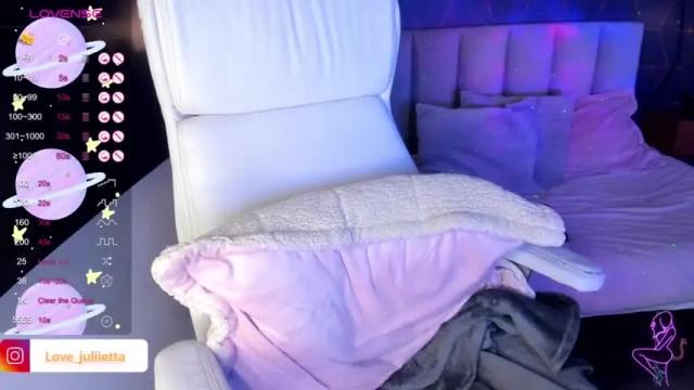 Image 10 of julietabaker Stream on Chaturbate on 15 months ago