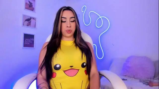 Image 3 of julietabomgv Stream on Chaturbate on 17 days ago