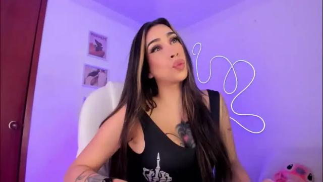 Image 7 of julietabomgv Stream on Chaturbate on 2 months ago