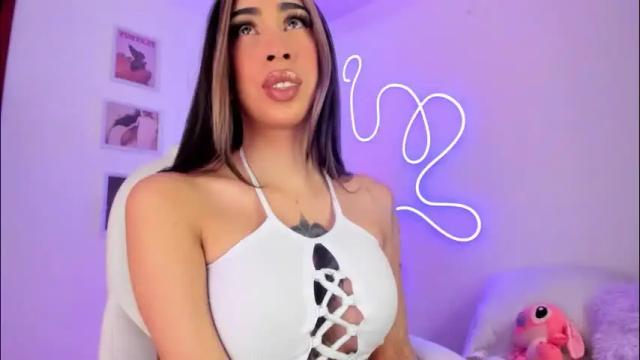 Image 10 of julietabomgv Stream on Chaturbate on 2 months ago