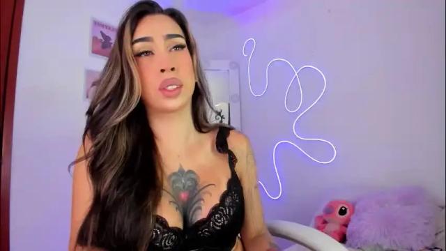 Image 2 of julietabomgv Stream on Chaturbate on 27 days ago