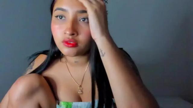 Image 6 of julietabrownn__ Stream on Chaturbate on 16 months ago