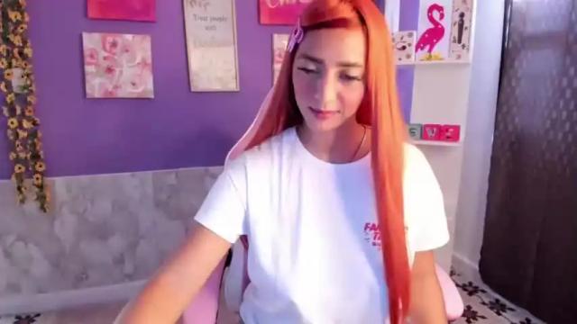 Image 4 of julietacollins_ Stream on Chaturbate on 14 months ago
