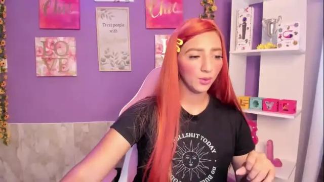 Image 4 of julietacollins_ Stream on Chaturbate on 14 months ago