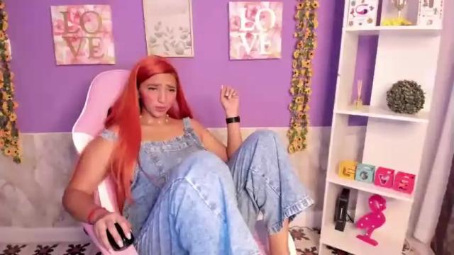Image 10 of julietacollins_ Stream on Chaturbate on 14 months ago