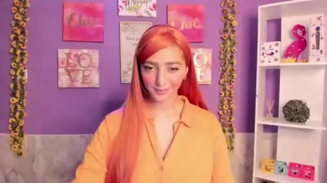 Image 2 of julietacollins_ Stream on Chaturbate on 14 months ago