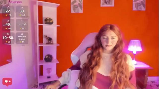 Image 2 of julietacollins_ Stream on Chaturbate on 2 months ago