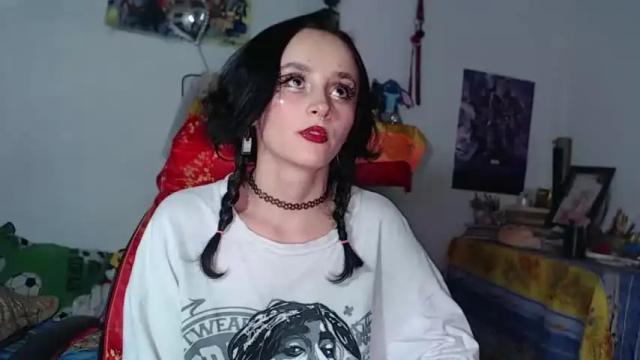 Image 2 of julietajaguar Stream on Chaturbate on 14 months ago