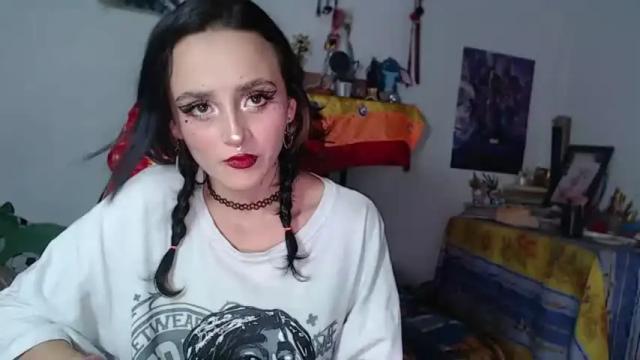 Image 3 of julietajaguar Stream on Chaturbate on 14 months ago