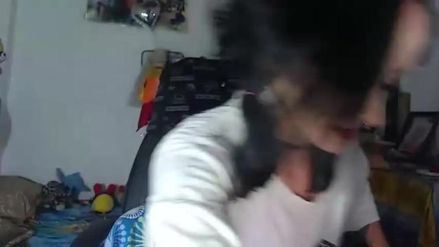 Image 12 of julietajaguar Stream on Chaturbate on 14 months ago