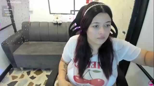 Image 2 of julietakane Stream on Chaturbate on 27 days ago