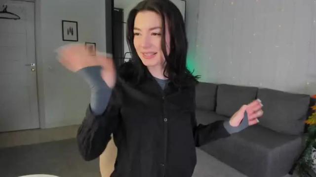 Image 11 of julietaromaniss Stream on Chaturbate on 12 months ago