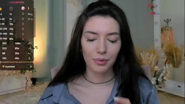 Image 4 of julietaromaniss Stream on Chaturbate on 1 day ago