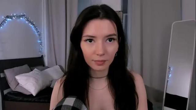 Image 2 of julietaromaniss Stream on Chaturbate on 8 months ago