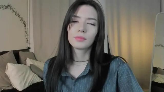 Image 2 of julietaromaniss Stream on Chaturbate on 7 months ago