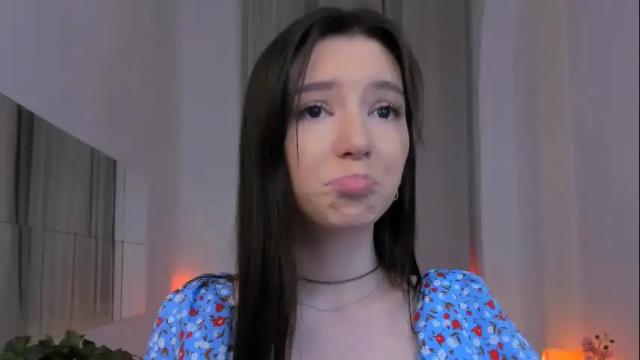 Image 3 of julietaromaniss Stream on Chaturbate on 7 months ago