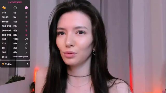 Image 7 of julietaromaniss Stream on Chaturbate on 7 months ago