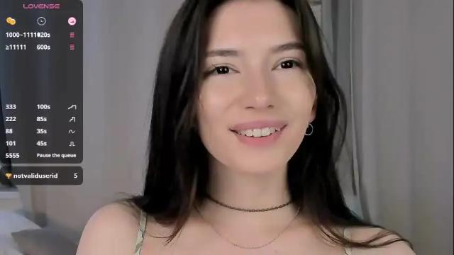 Image 3 of julietaromaniss Stream on Chaturbate on 6 months ago