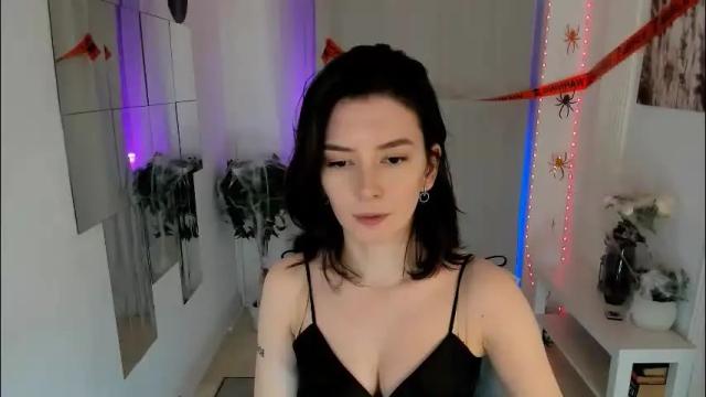 Image 8 of julietaromaniss Stream on Chaturbate on 2 months ago