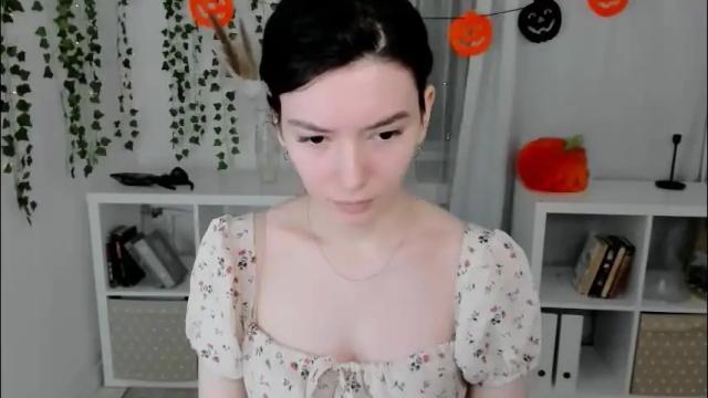 Image 8 of julietaromaniss Stream on Chaturbate on 2 months ago