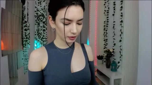 Image 11 of julietaromaniss Stream on Chaturbate on 28 days ago