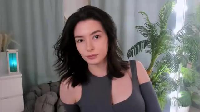 Image 12 of julietaromaniss Stream on Chaturbate on 19 days ago