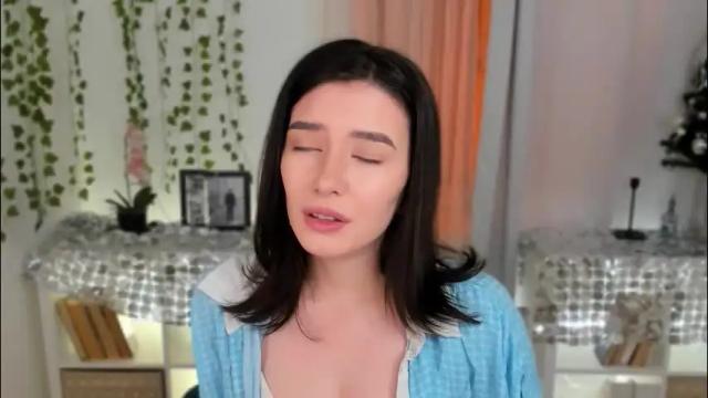 Image 6 of julietaromaniss Stream on Chaturbate on 14 days ago