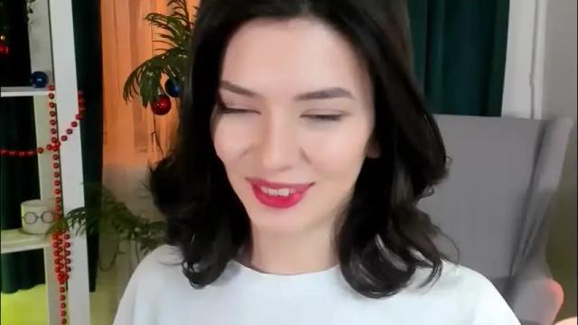 Image 3 of julietaromaniss Stream on Chaturbate on 15 days ago