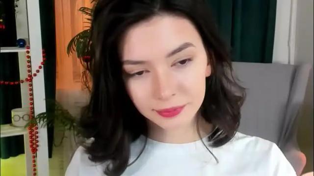 Image 4 of julietaromaniss Stream on Chaturbate on 15 days ago