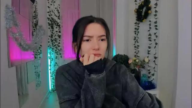 Image 10 of julietaromaniss Stream on Chaturbate on 4 days ago