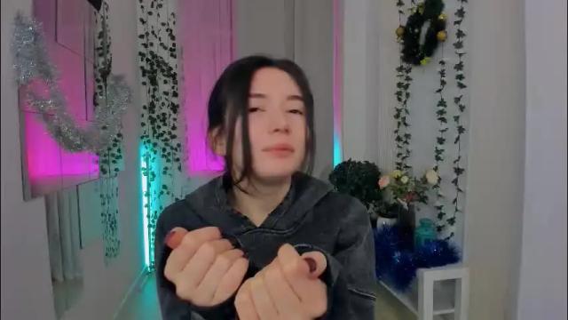 Image 11 of julietaromaniss Stream on Chaturbate on 4 days ago