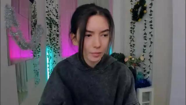 Image 7 of julietaromaniss Stream on Chaturbate on 4 days ago