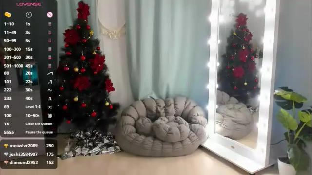 Image 12 of julietaromaniss Stream on Chaturbate on 11 days ago