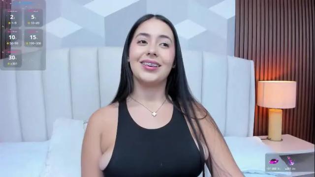 Image 11 of julietasantos__ Stream on Chaturbate on 1 month ago