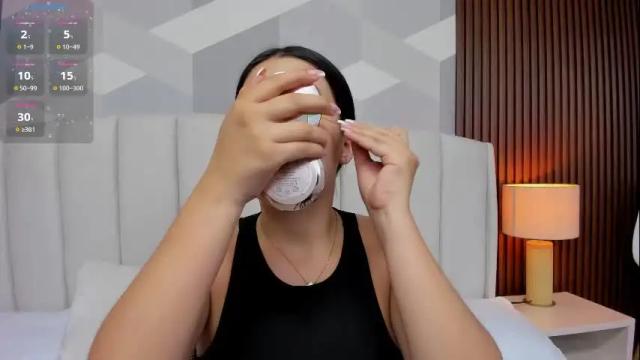 Image 2 of julietasantos__ Stream on Chaturbate on 1 month ago
