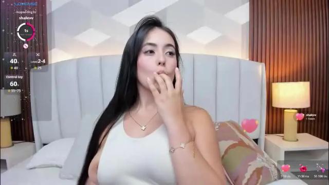 Image 7 of julietasantos__ Stream on Chaturbate on 1 month ago
