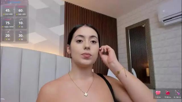 Image 2 of julietasantos__ Stream on Chaturbate on 1 month ago