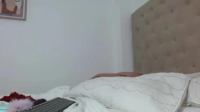 Image 12 of julietauzumaki Stream on Chaturbate on 17 months ago