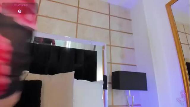 Image 4 of julietawild Stream on Chaturbate on 5 months ago