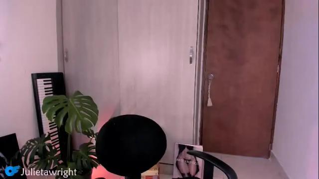 Image 3 of julietawright Stream on Chaturbate on 1 month ago