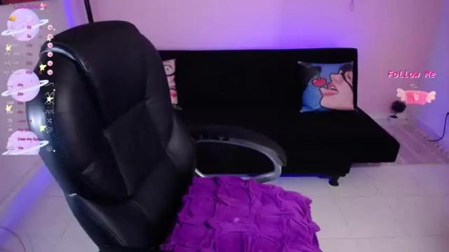 Image 3 of julieth_spencer Stream on Chaturbate on 12 months ago