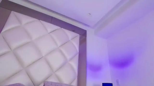 Image 11 of julietha_3 Stream on Chaturbate on 18 months ago