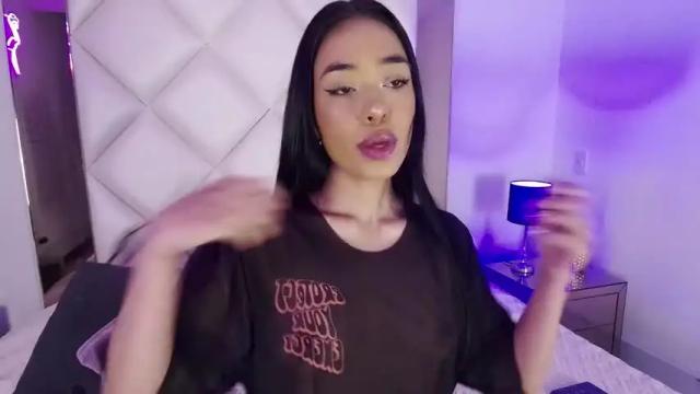 Image 2 of julietha_3 Stream on Chaturbate on 18 months ago