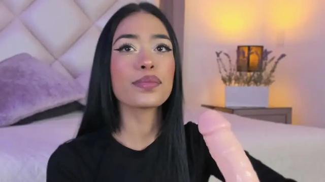 Image 6 of julietha_3 Stream on Chaturbate on 13 months ago