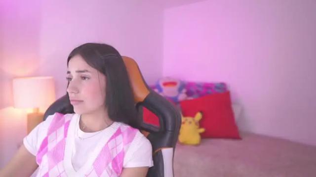 Image 12 of julietha_dubois Stream on Chaturbate on 16 months ago