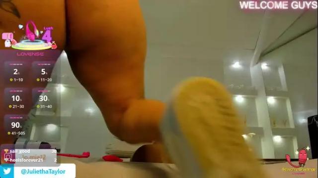 Image 8 of julietha_taylor Stream on Chaturbate on 26 days ago